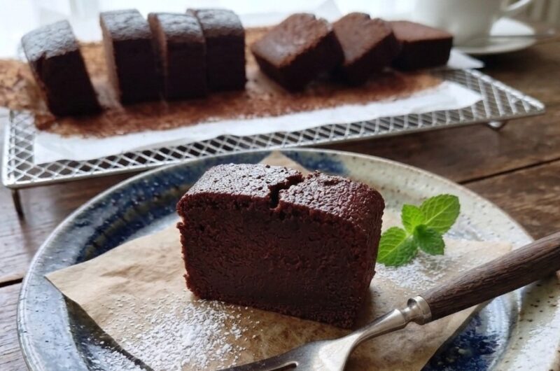 スイートチョコで作る！しっとりパウンド型ガトーショコラ